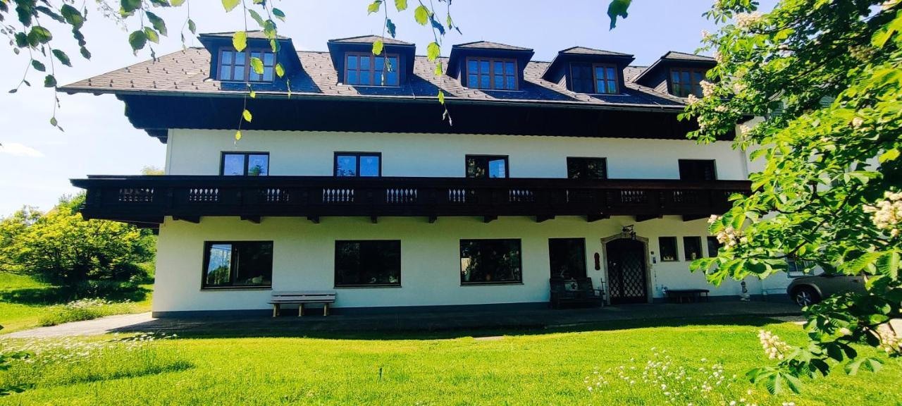 Gaestehaus Moorbad Gmoes Konuk evi Laakirchen Dış mekan fotoğraf