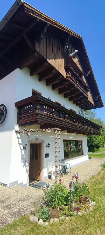 Gaestehaus Moorbad Gmoes Konuk evi Laakirchen Dış mekan fotoğraf